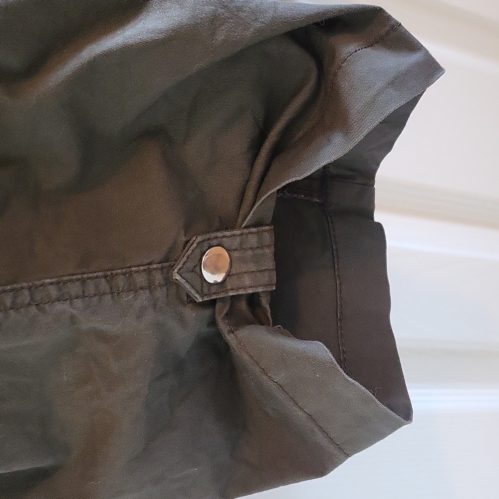 Lee relaxed fit army green Capri pants Size 16W - Picture 6 of 8